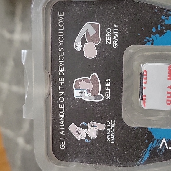 FREE W/$10 Bundle Lovehandle NIP - Picture 4 of 6